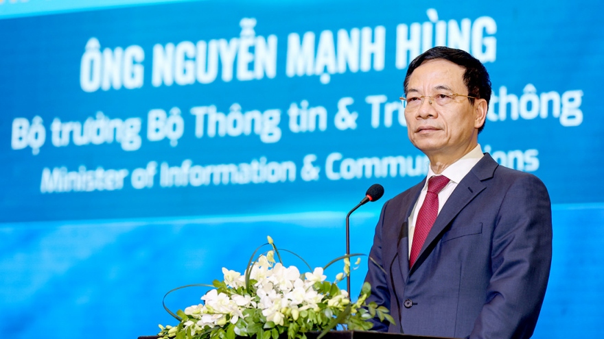 Bộ trưởng Nguyễn Mạnh Hùng: 2023 là năm đưa báo chí, xuất bản lên nền tảng số